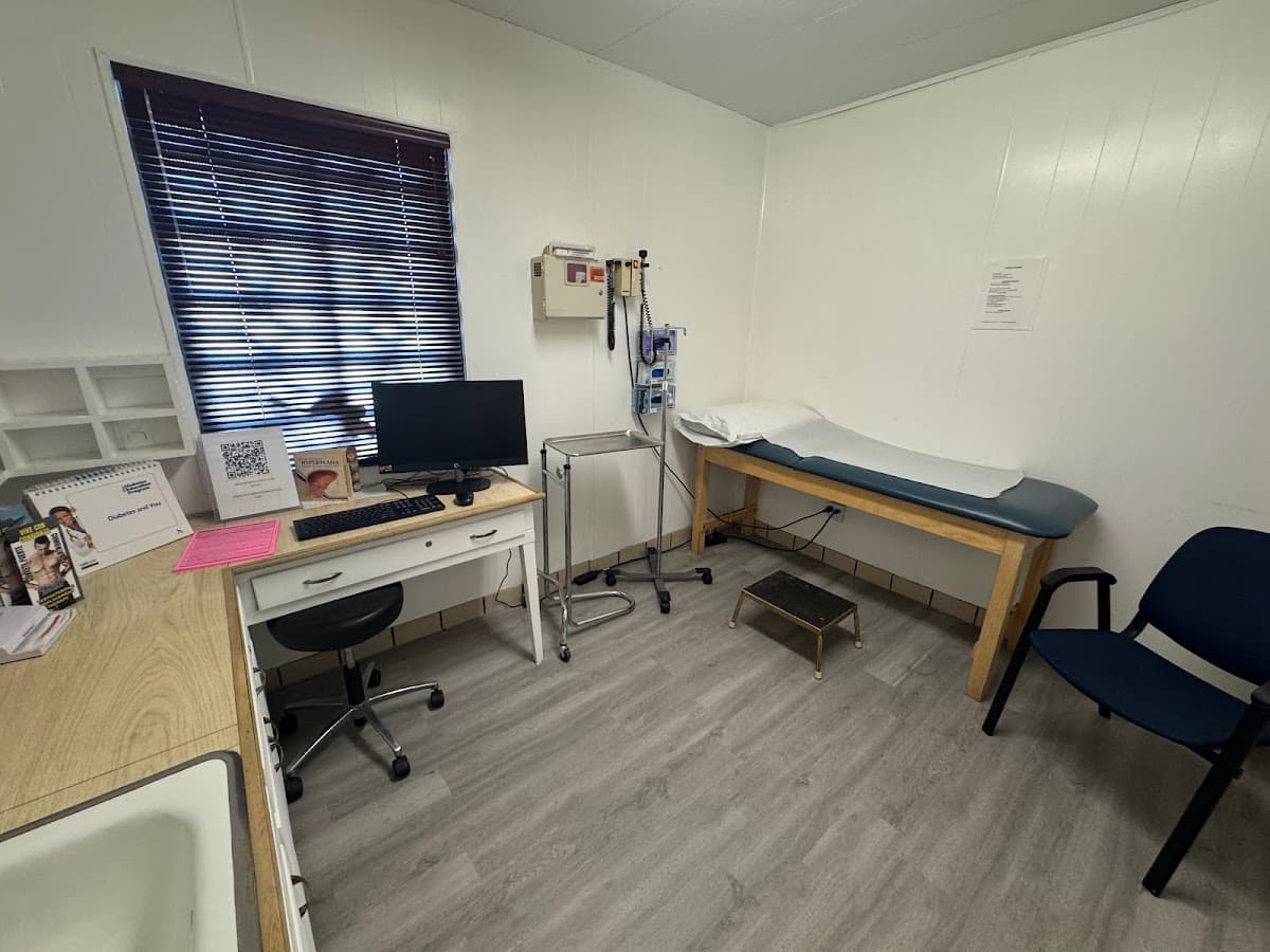 Mi Salud Clinic- Urgent Care Services, Womenâs Clinic, Walk-in Clinic, Primary Care Physician, Family Practice in Fontana - Doctor in Fontana, CA