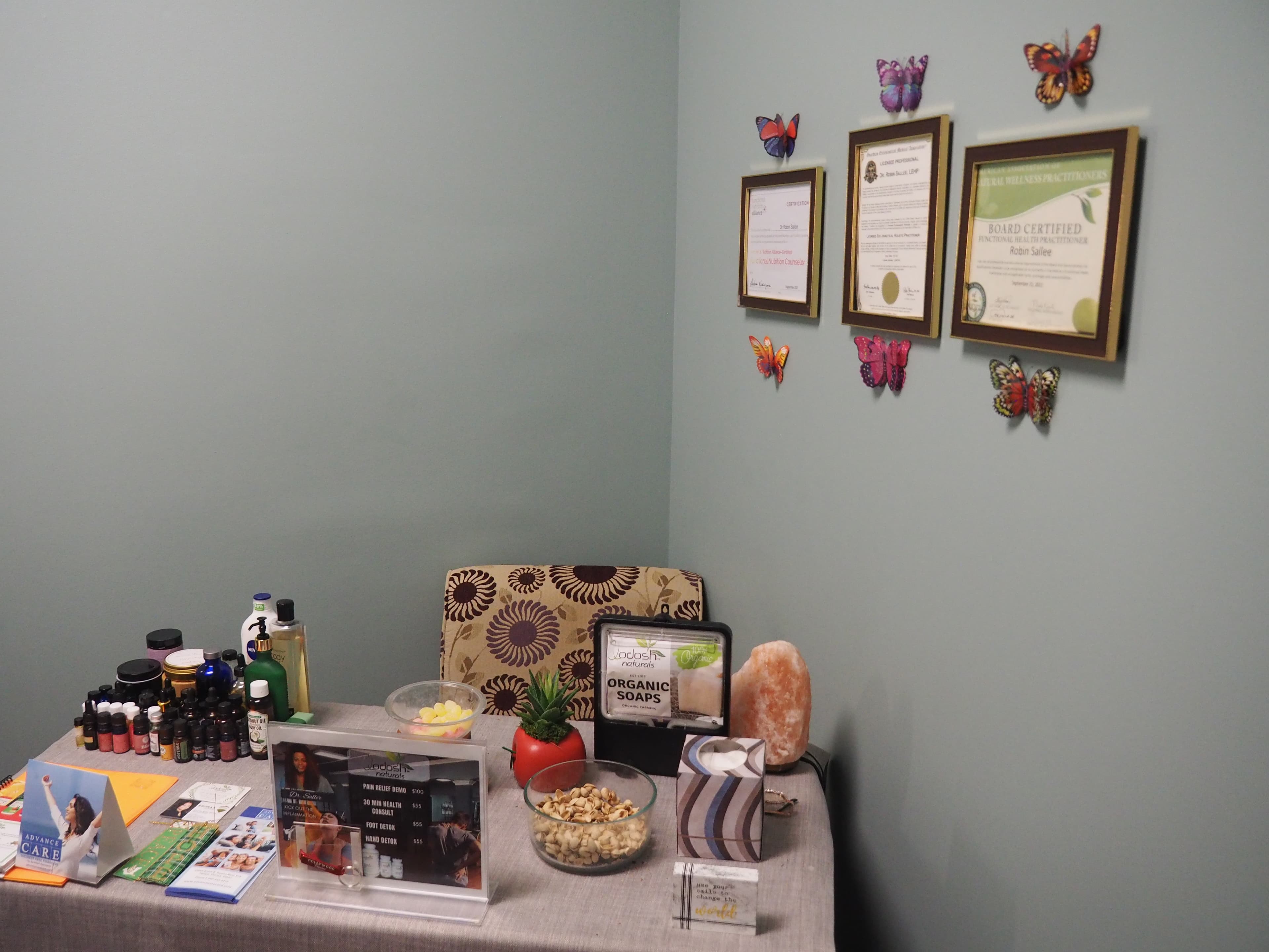 Dr. Robin Sallee - Doctor in Chicago, IL