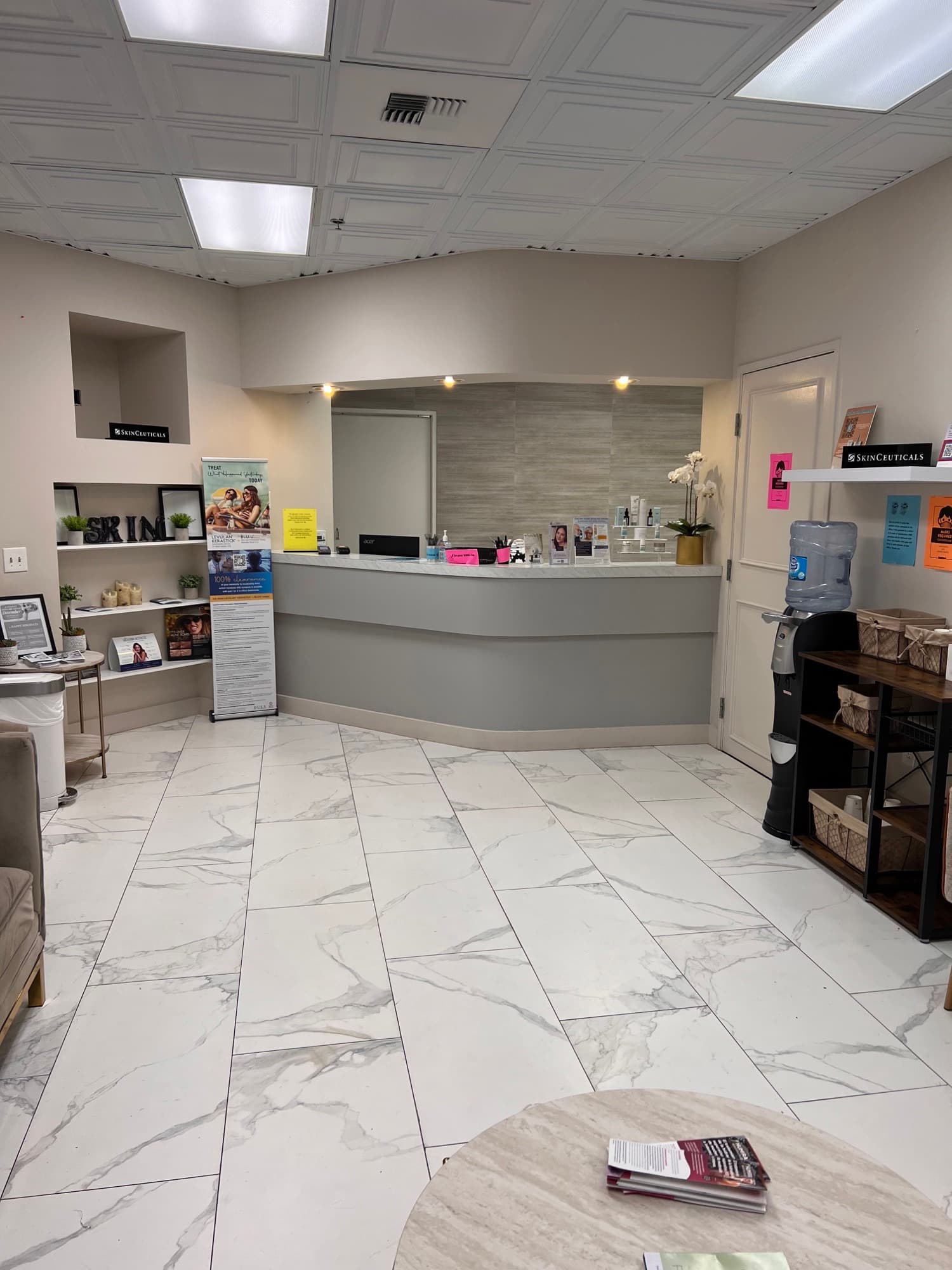 Skin and Cancer Institute - Bakersfield (Old River Rd.) - Doctor in Bakersfield, CA