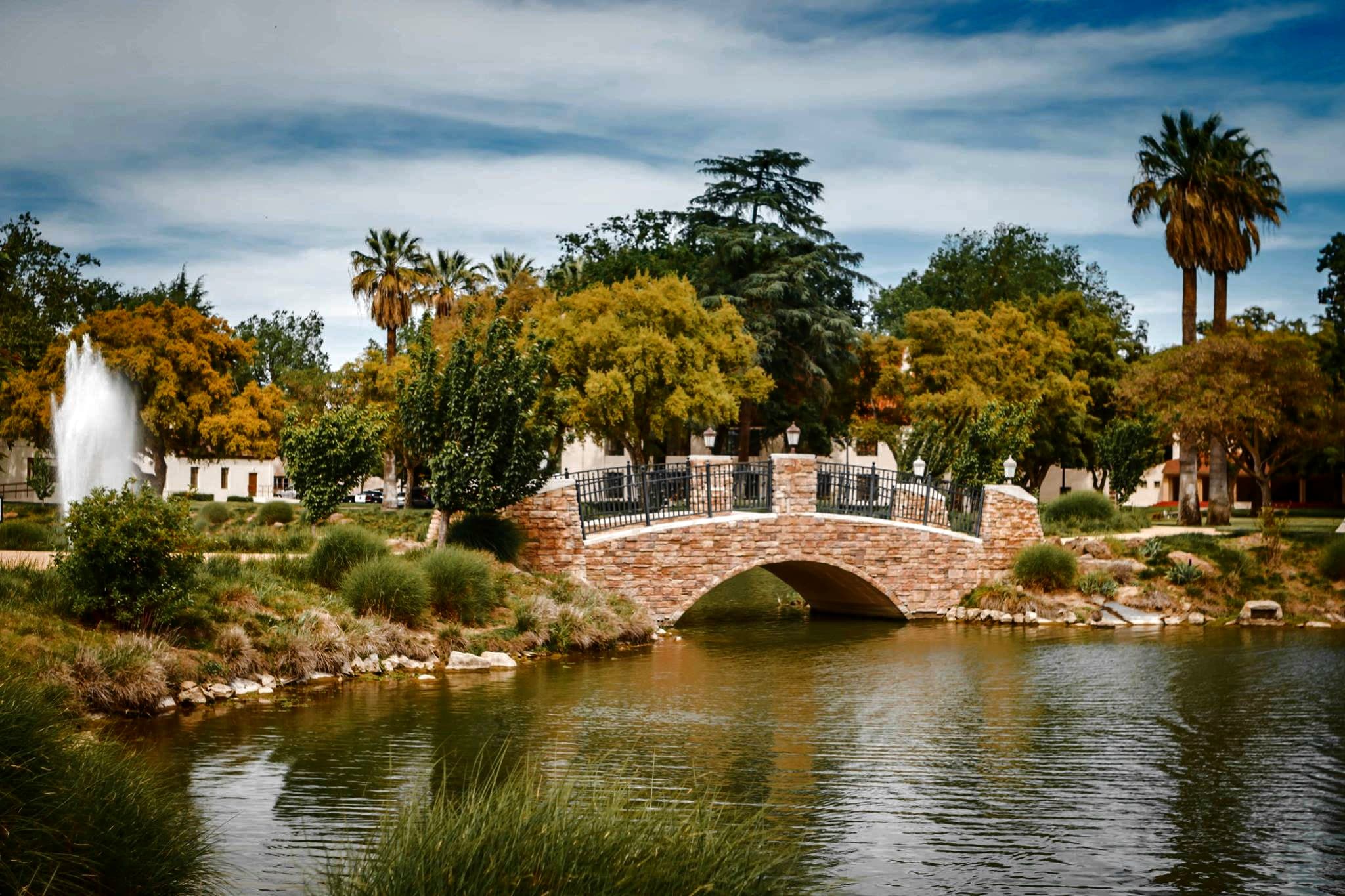 University Park World Peace Rose Garden - Parking in Stockton, CA