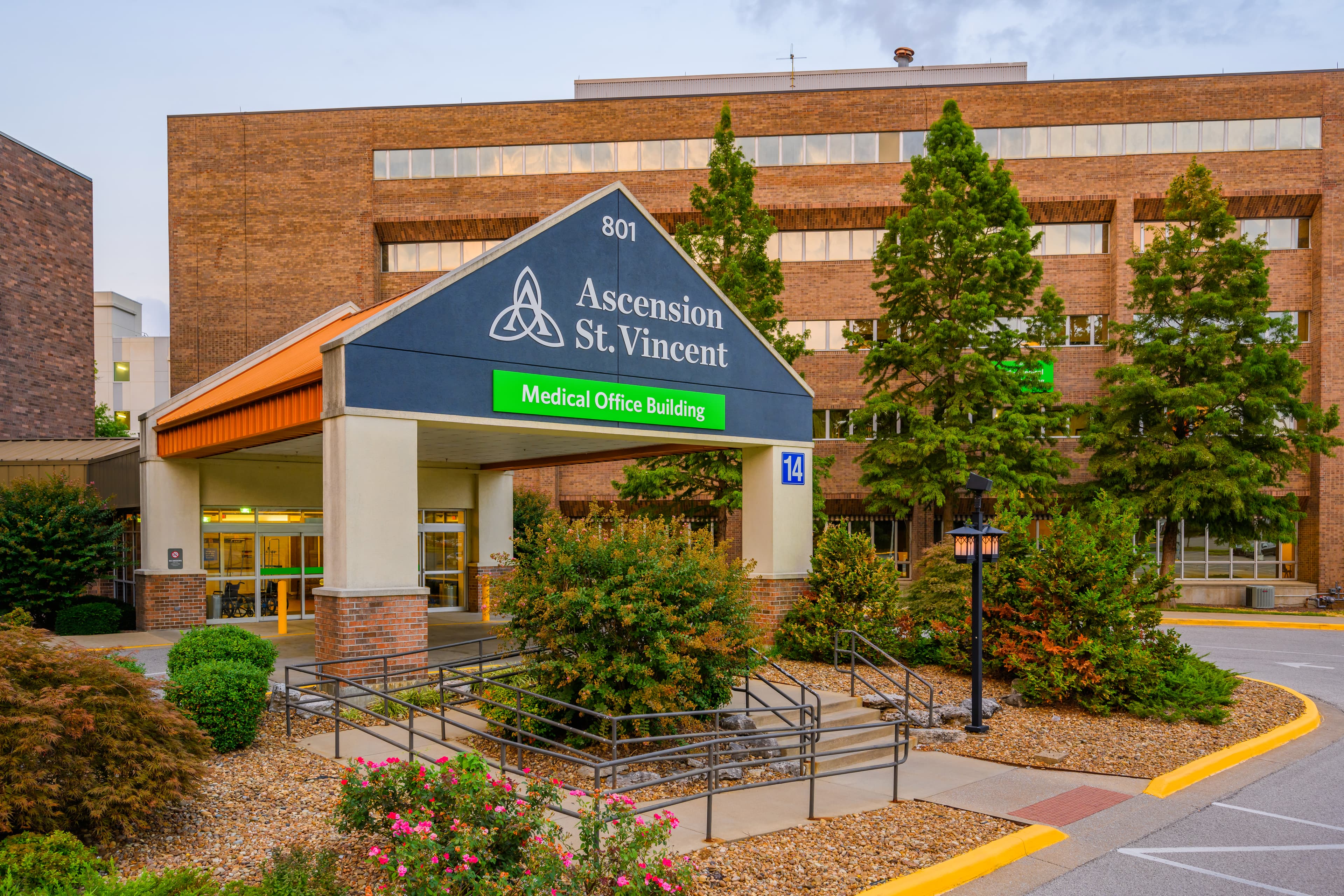 Ascension Medical Group St. Vincent - Evansville Primary Care - Doctor in Evansville, IN