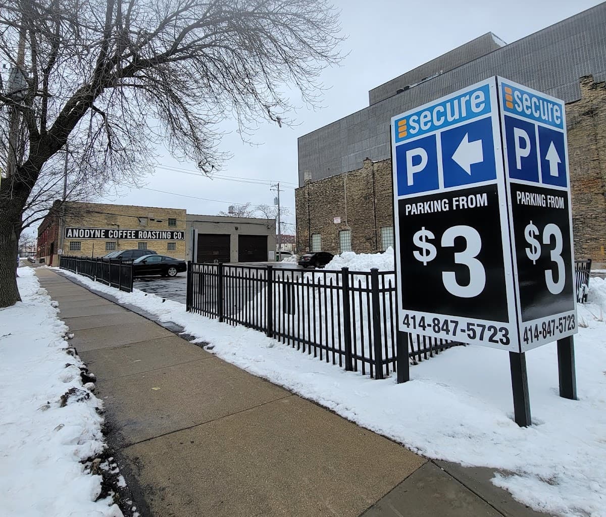 529 S 2nd St Lot, Milwaukee | Secure Parking - Parking in Milwaukee, WI