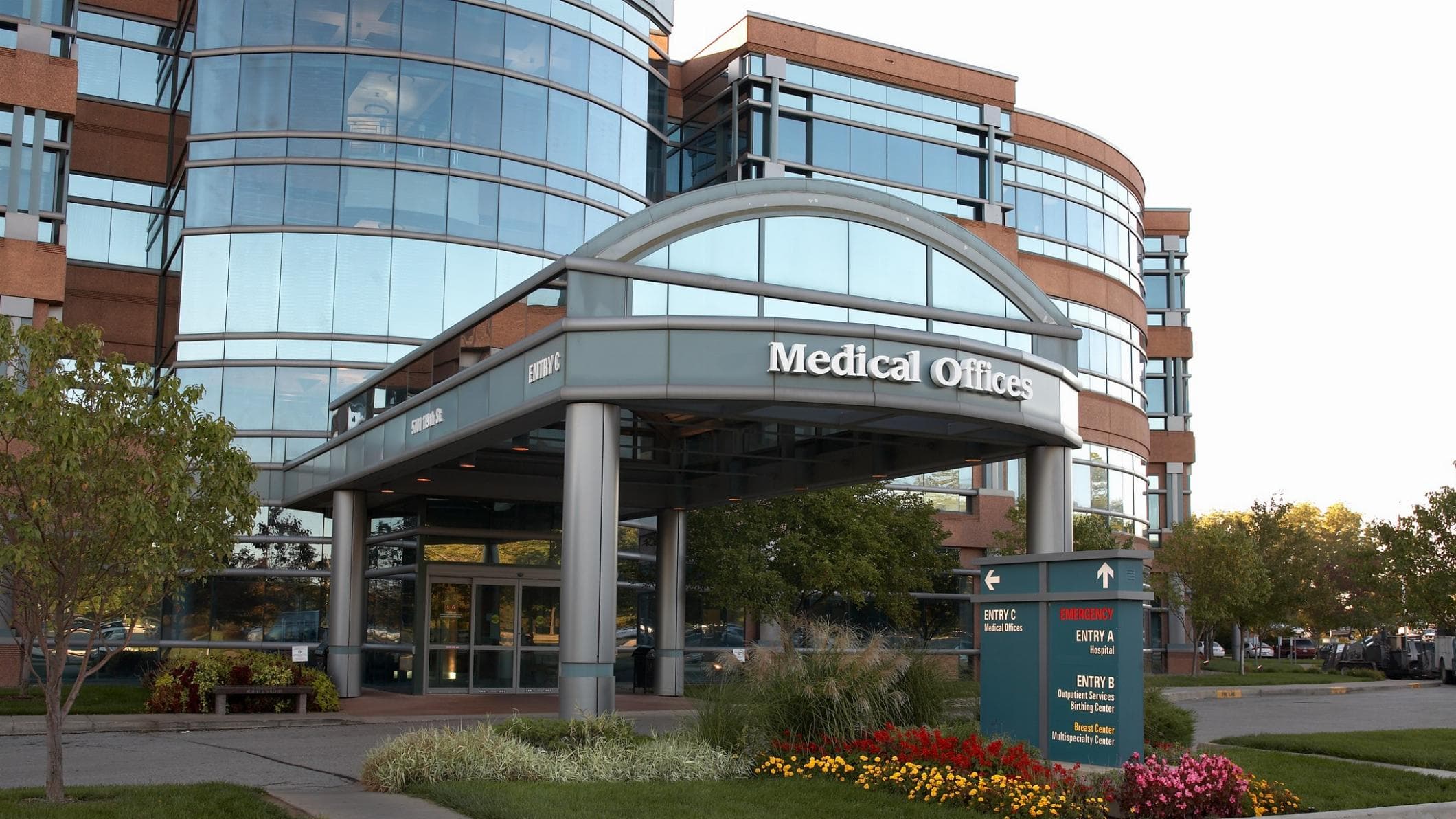 Randy Luzania, MD - Doctor in Prairie Village, KS