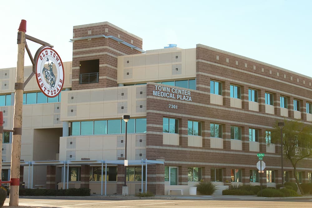 HonorHealth Medical Group - Heuser - Primary Care - Doctor in Scottsdale, AZ