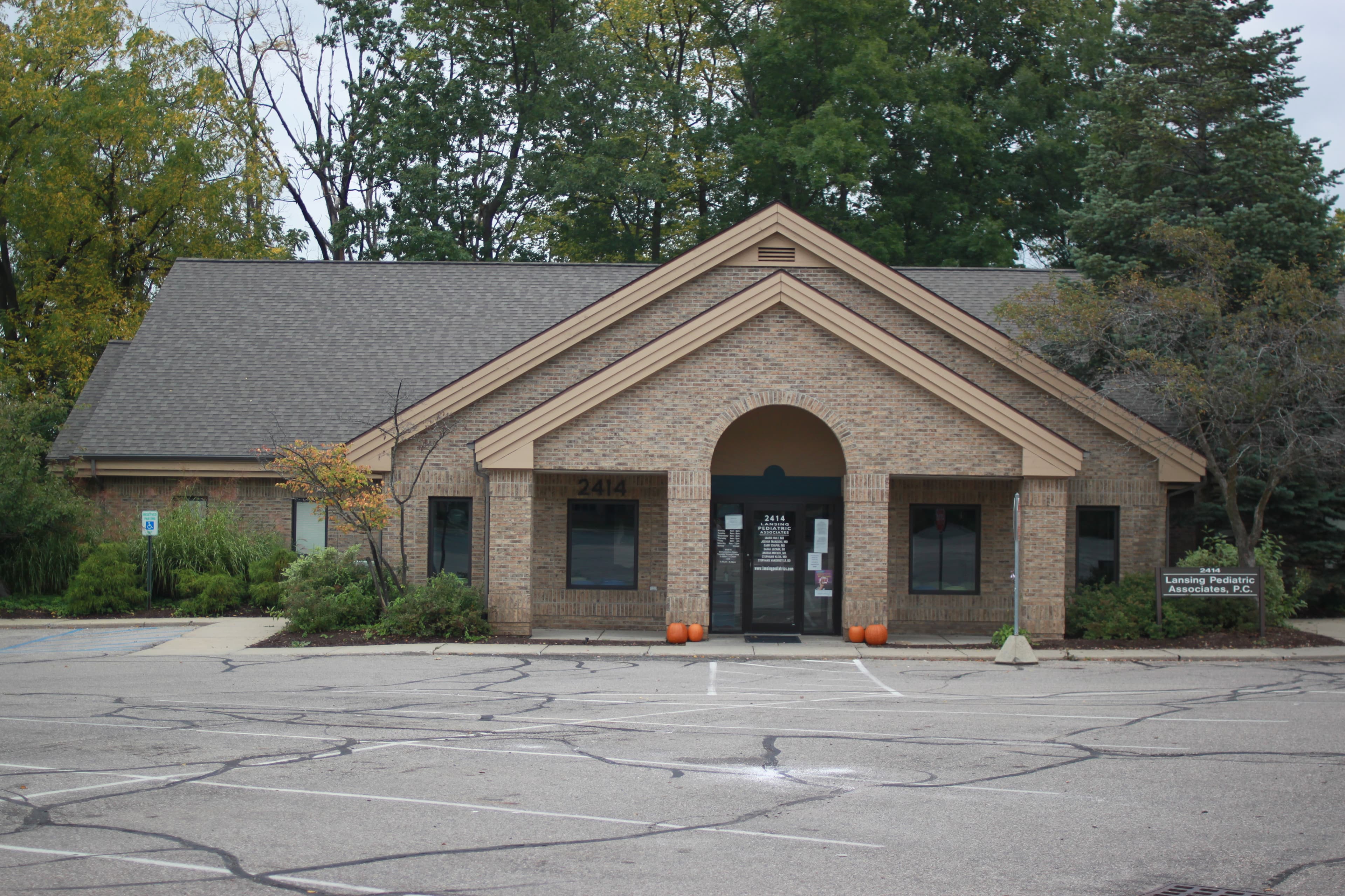 Lansing Pediatric Associates PC - Doctor in Lansing, MI