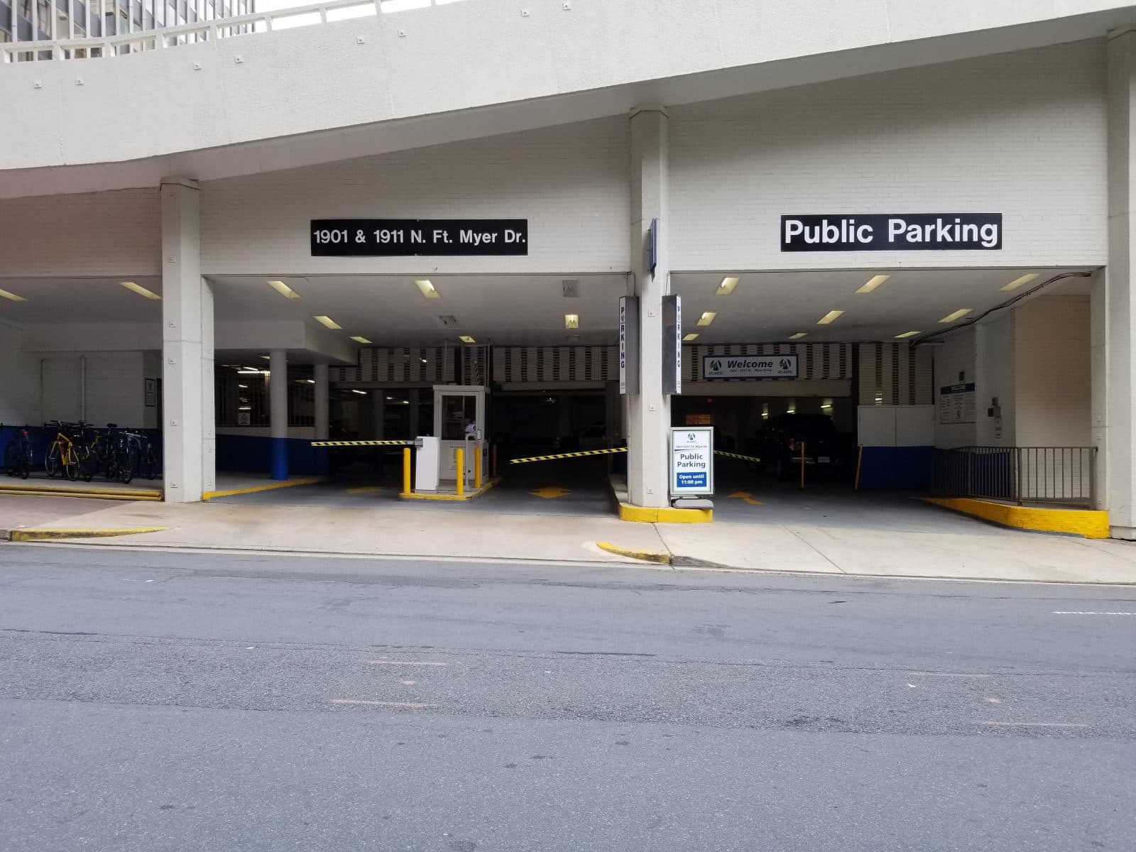 Rosslyn Gateway Garage - ParkChirp - Parking in Arlington, VA