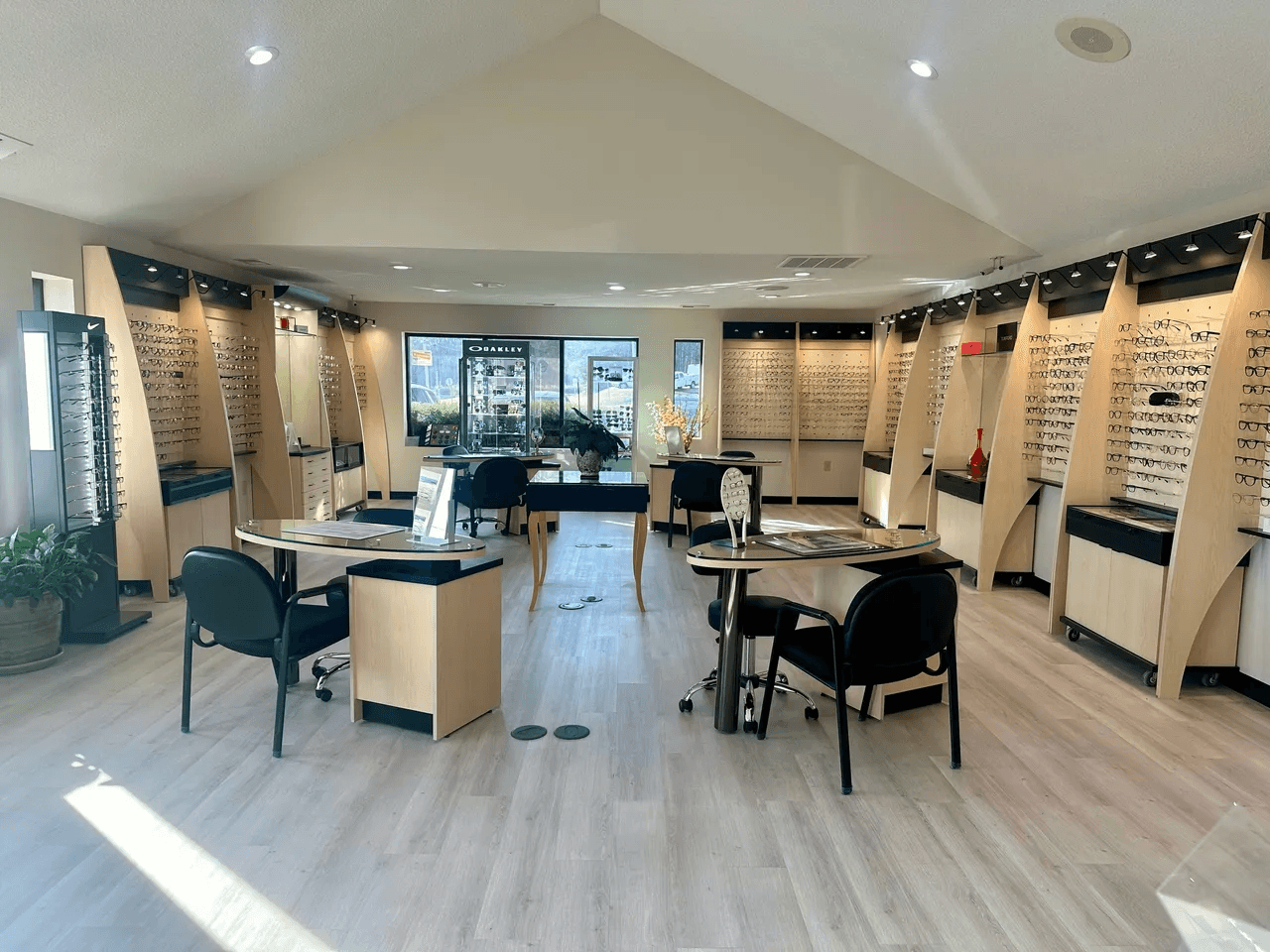 Carolinas Vision Group - Gastonia formerly Carolina Eye - Doctor in Gastonia, NC