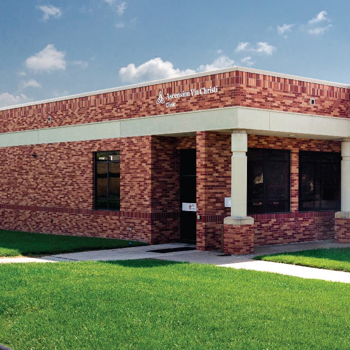 Ascension Via Christi Clinic Family Medicine on Clifton - Doctor in Wichita, KS