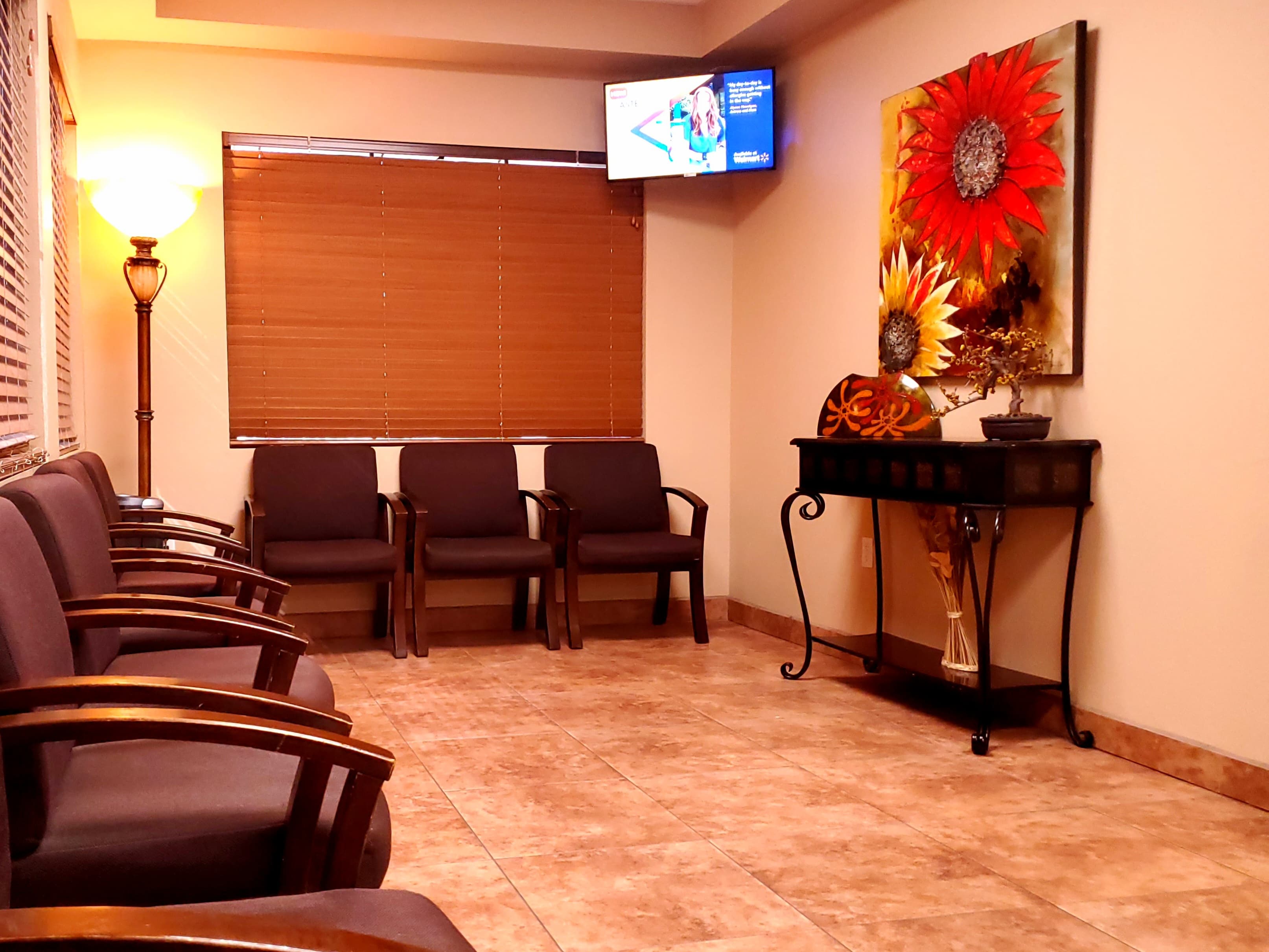 Pacific Family Medicine: Verdejo Natividad MD - Doctor in Chandler, AZ