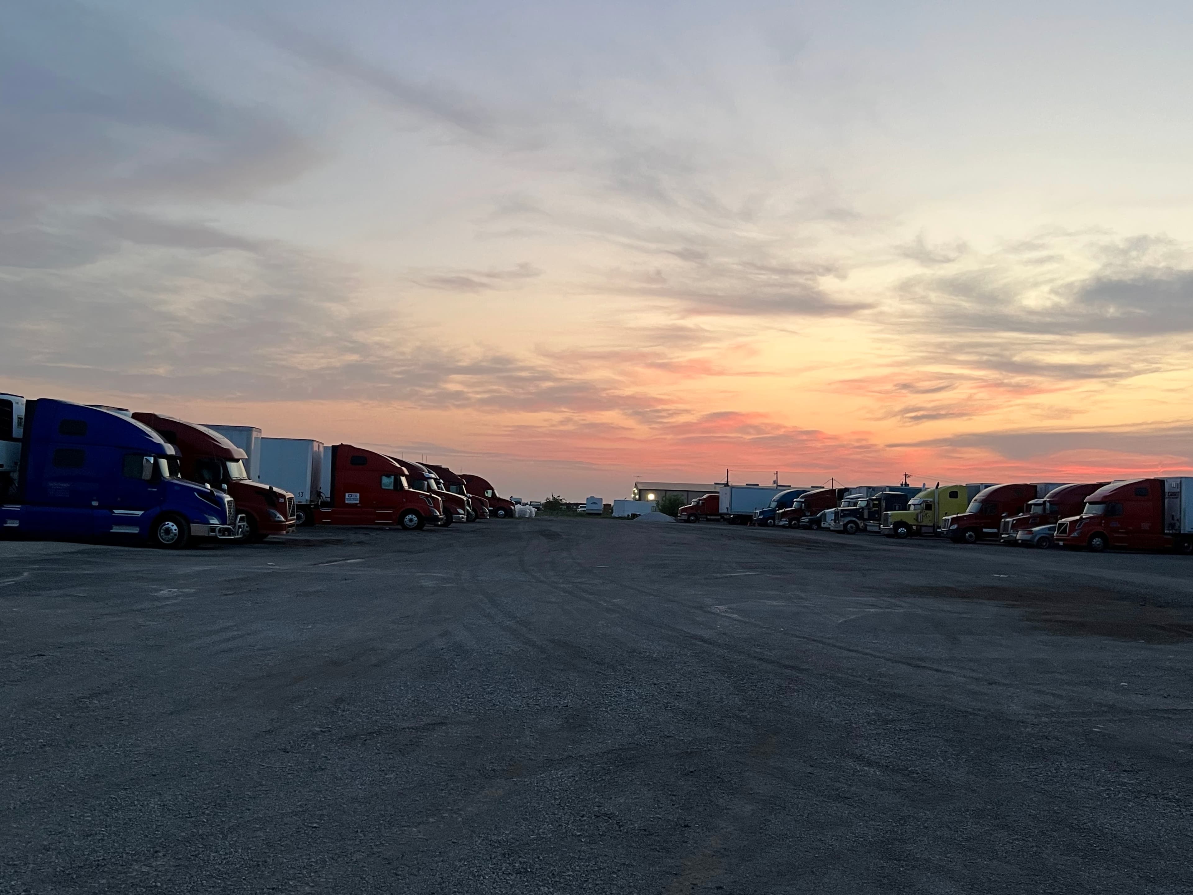 Fort Worth Truck Parking - Parking in Fort Worth, TX