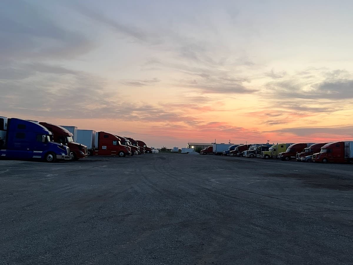 Fort Worth Truck Parking - Parking in Fort Worth, TX