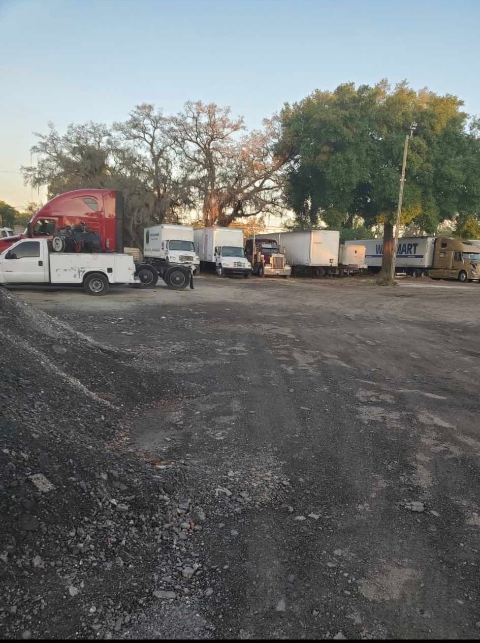 Truck Parking Yard Tampa - Parking in Tampa, FL