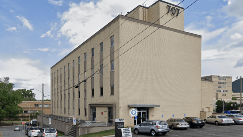 LewisGale Physicians Internal Medicine - S. Jefferson Street - Doctor in Roanoke, VA