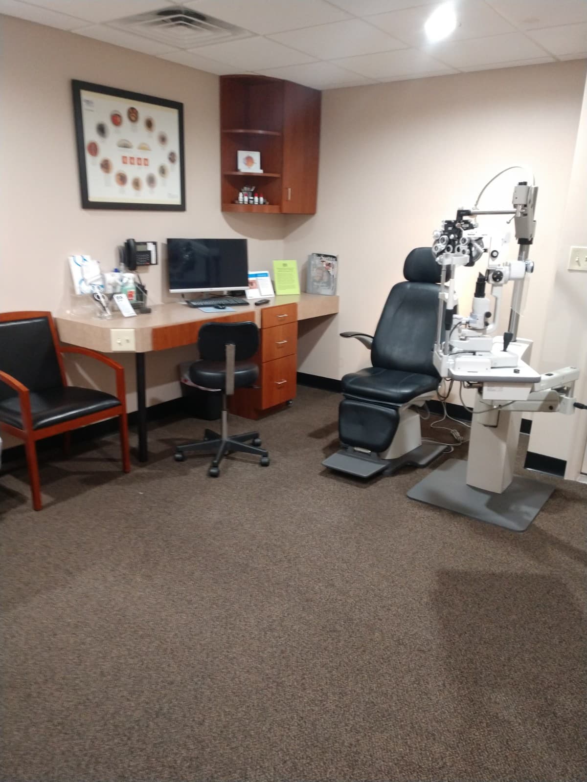 Gilbert Eyecare - Virginia Beach - Doctor in Virginia Beach, VA