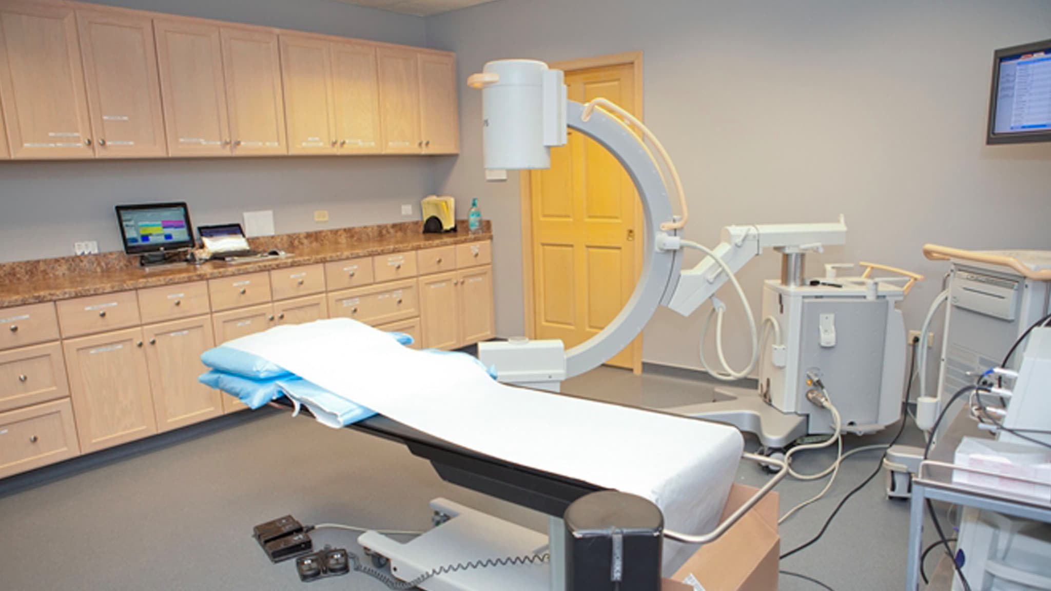 Pain & Spine Institute - Doctor in Chicago, IL