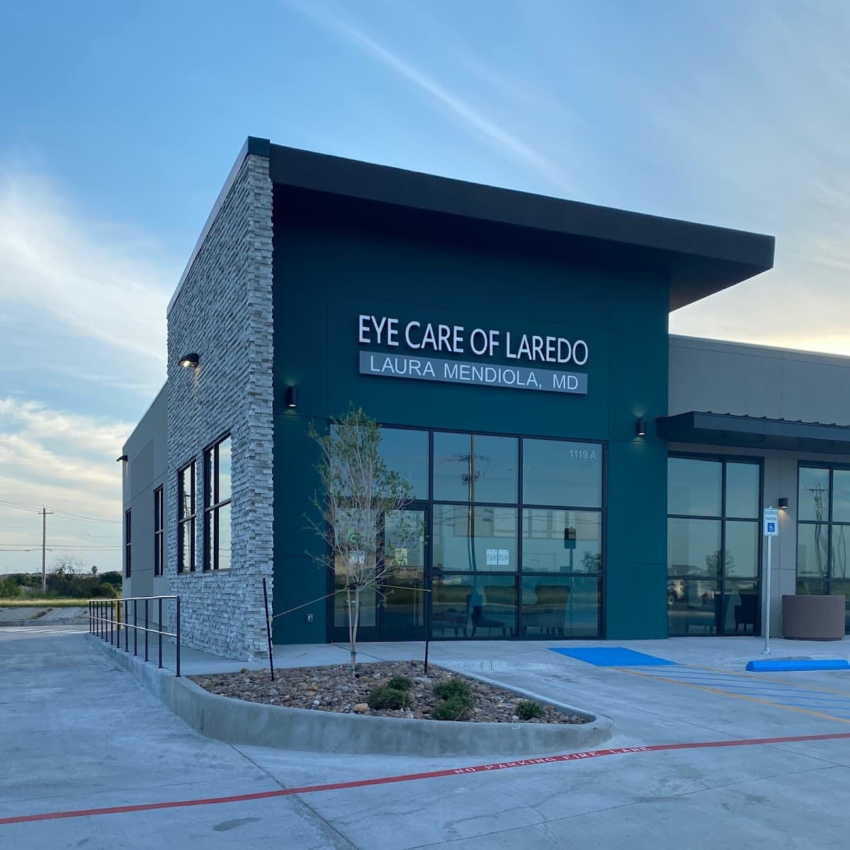 Eye Care of Laredo / Laura Mendiola, MD & Thelzy Zamarron, OD - Doctor in Laredo, TX