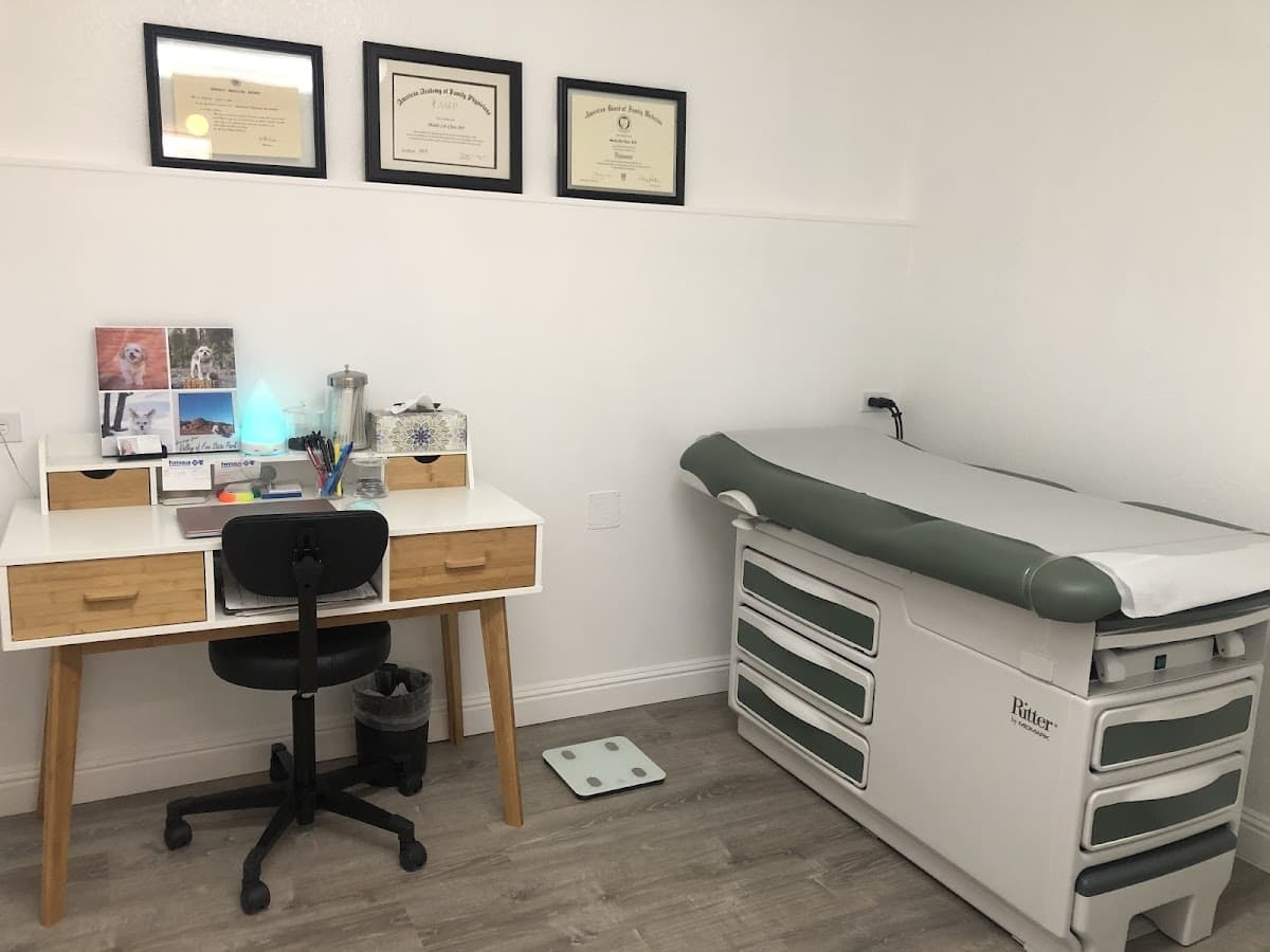 The M Clinic - Dr. Mindy Mandich (Chen) - Doctor in Honolulu, HI