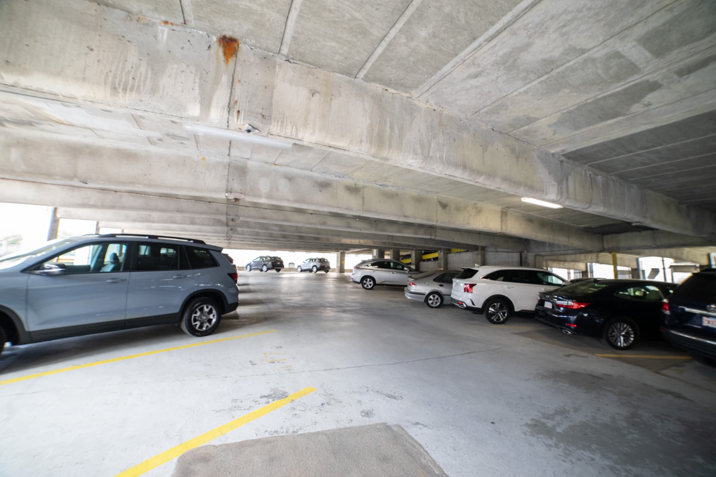 Somerset Garage (Pilgrim Parking) - Parking in Boston, MA