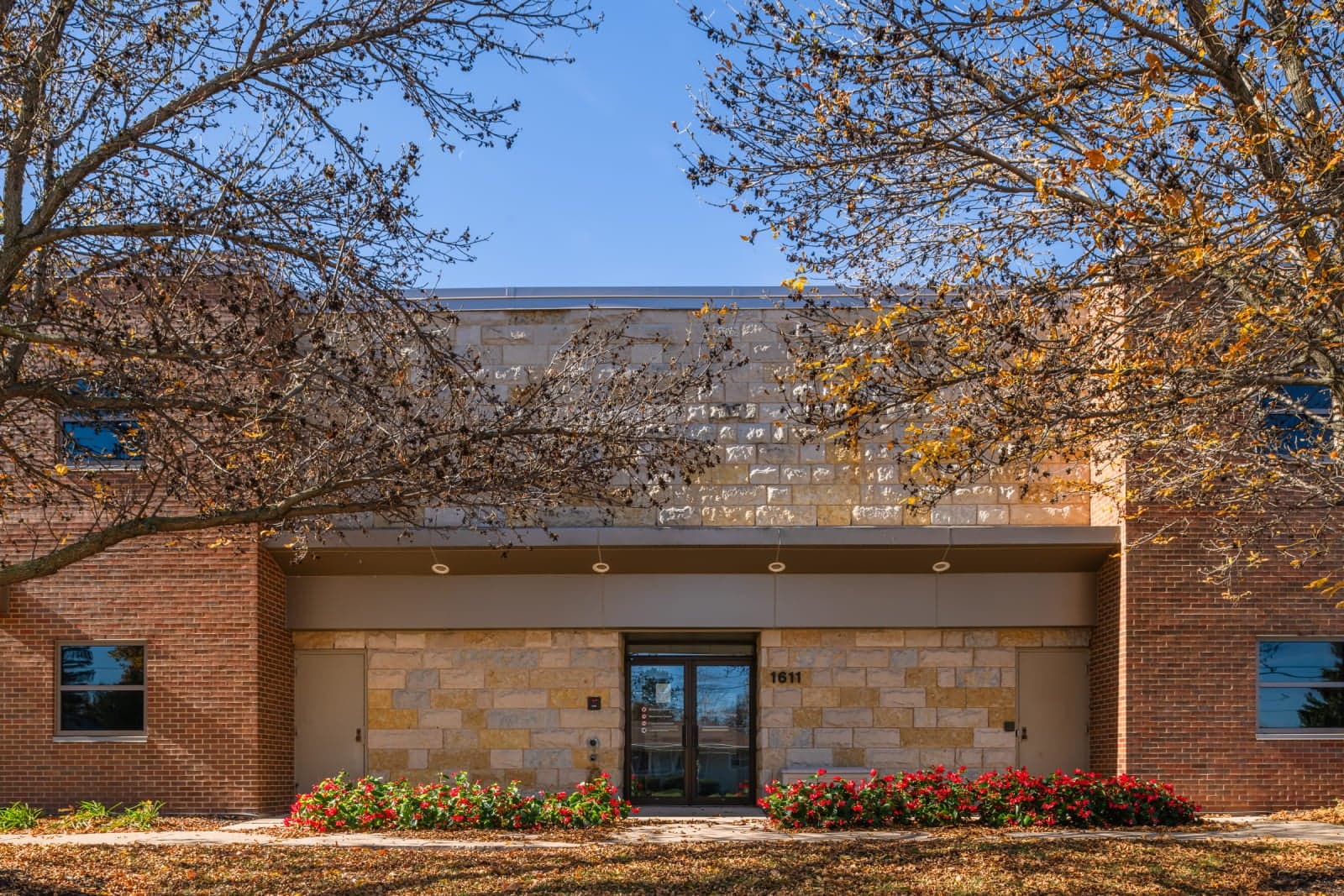 Ascension Medical Group WI - 1611 Madison Street - Doctor in Appleton, WI