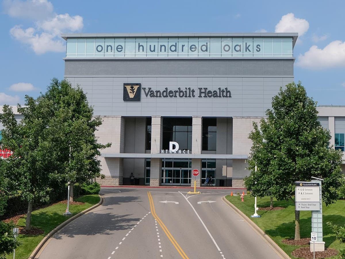 Vanderbilt Primary Care South One Hundred Oaks - Doctor in Nashville, TN