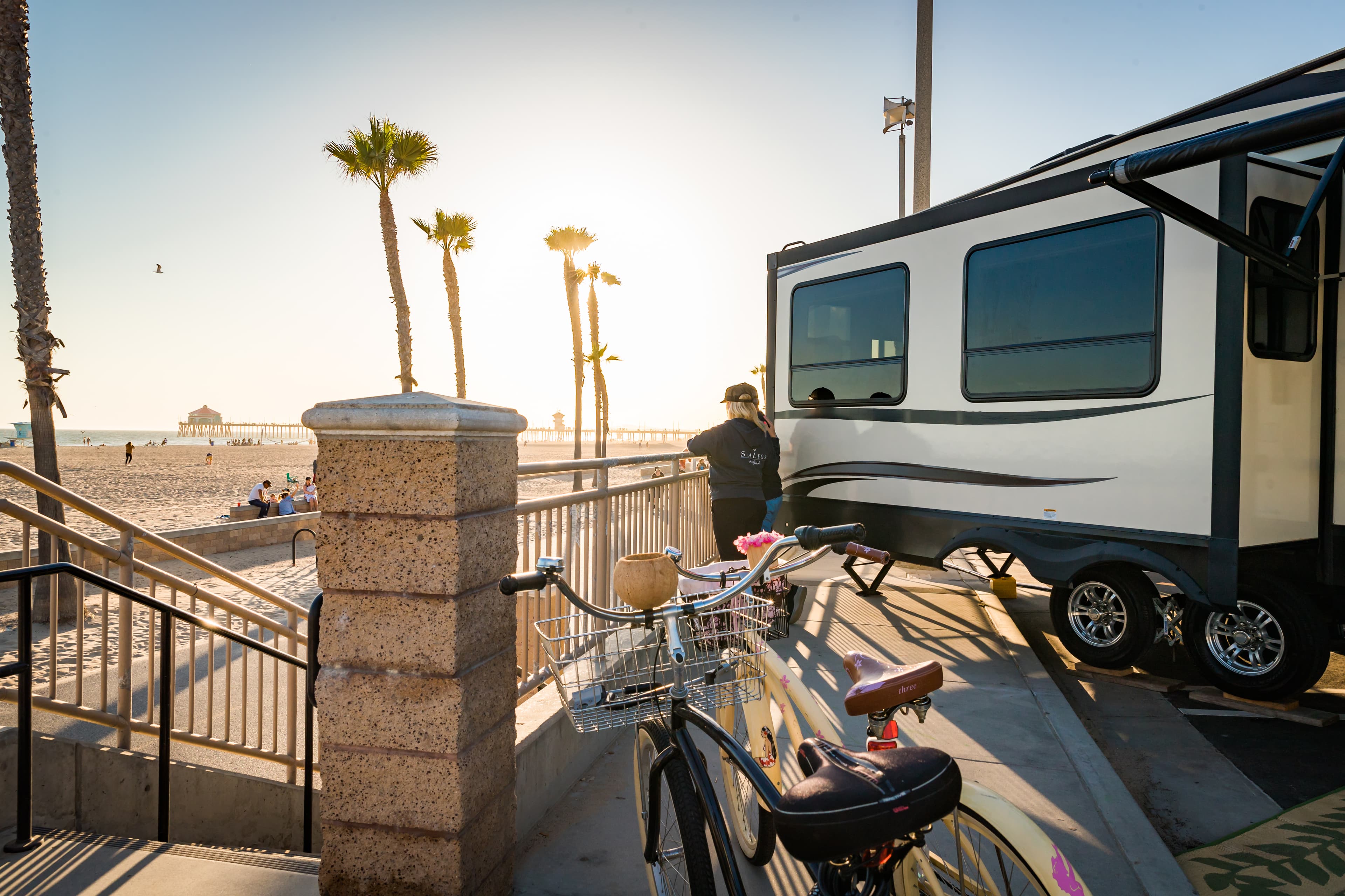 Huntington Beach RV Campground - Parking in Huntington Beach, CA