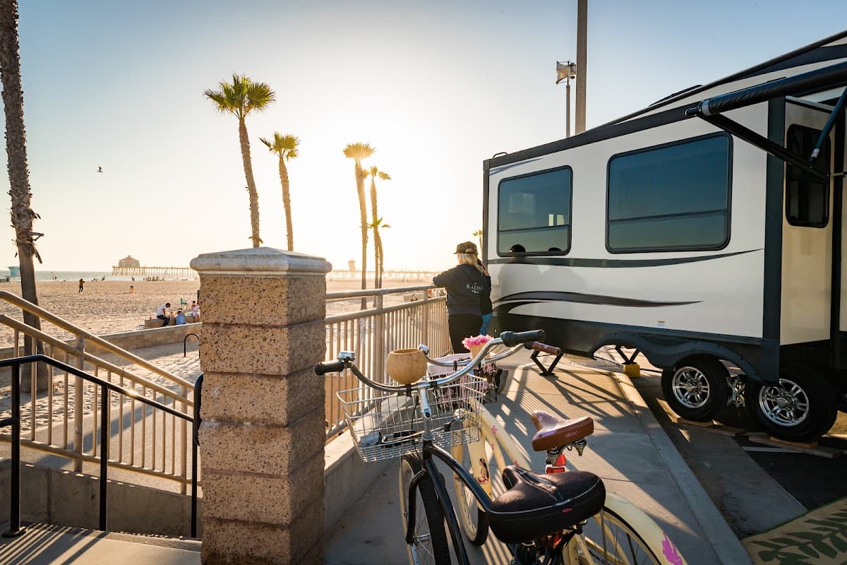 Huntington Beach RV Campground - Parking in Huntington Beach, CA