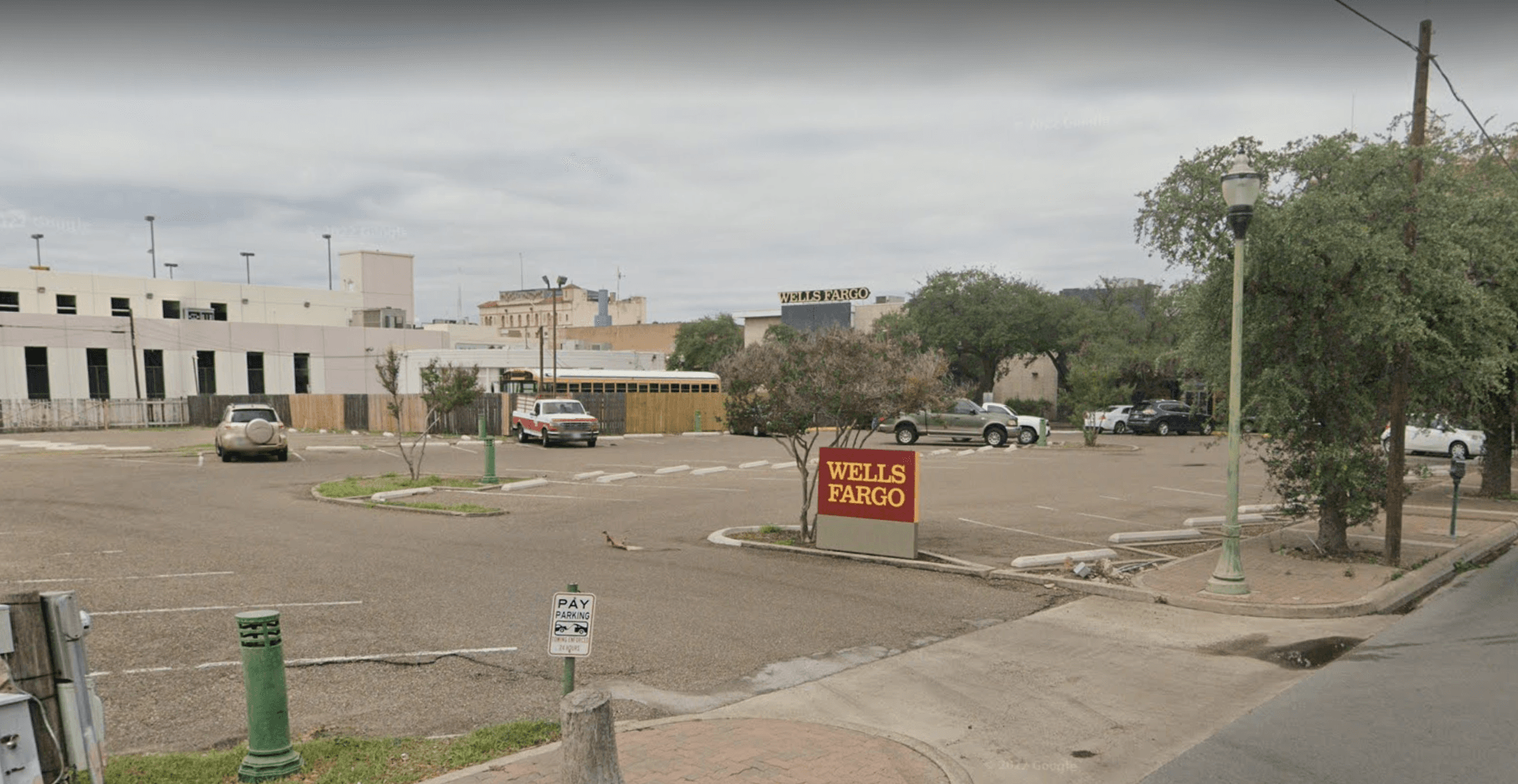 Public Parking - ParkPoolr - Parking in Laredo, TX