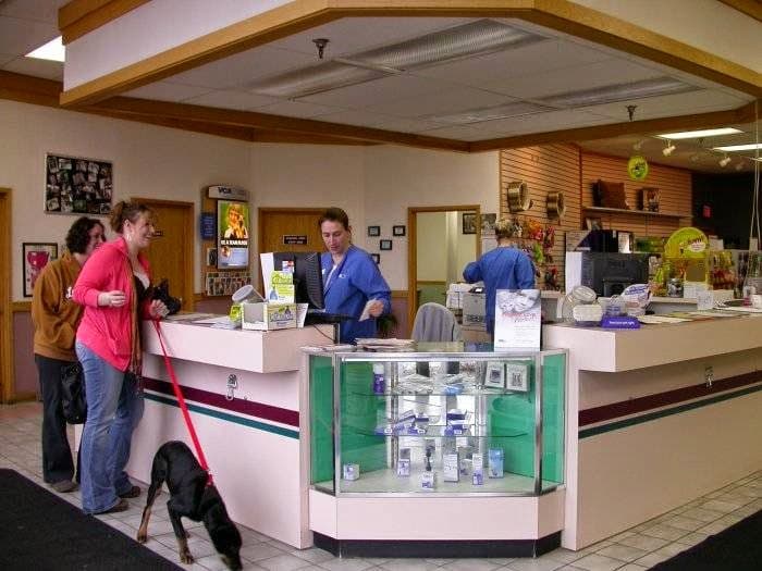 VCA All About Pets Animal Hospital - Pet groomer in Golden Valley, MN