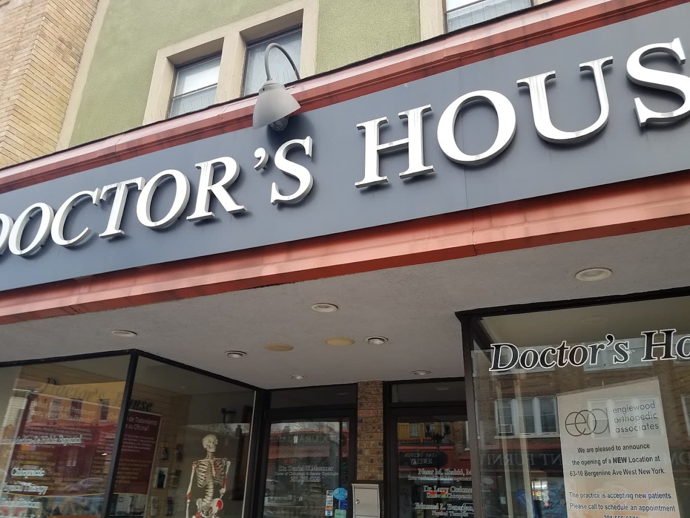 The Doctor's House - Doctor in West New York, NJ