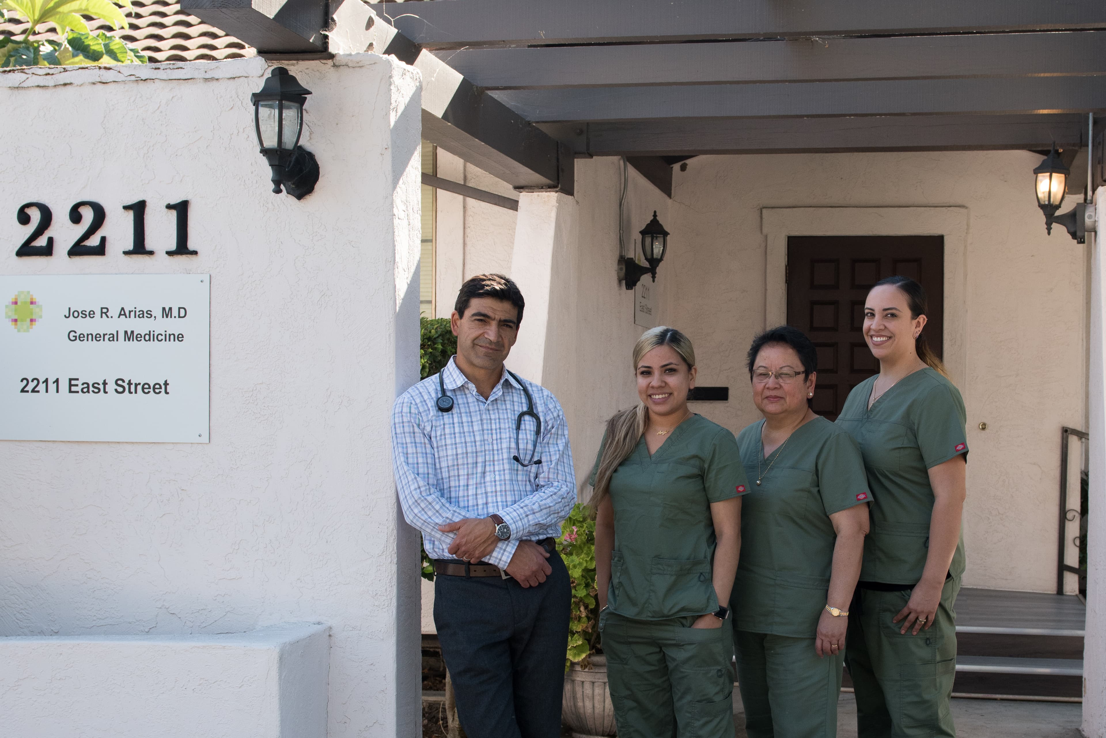 Dr. Jose R. Arias-Vera - Doctor in Concord, CA