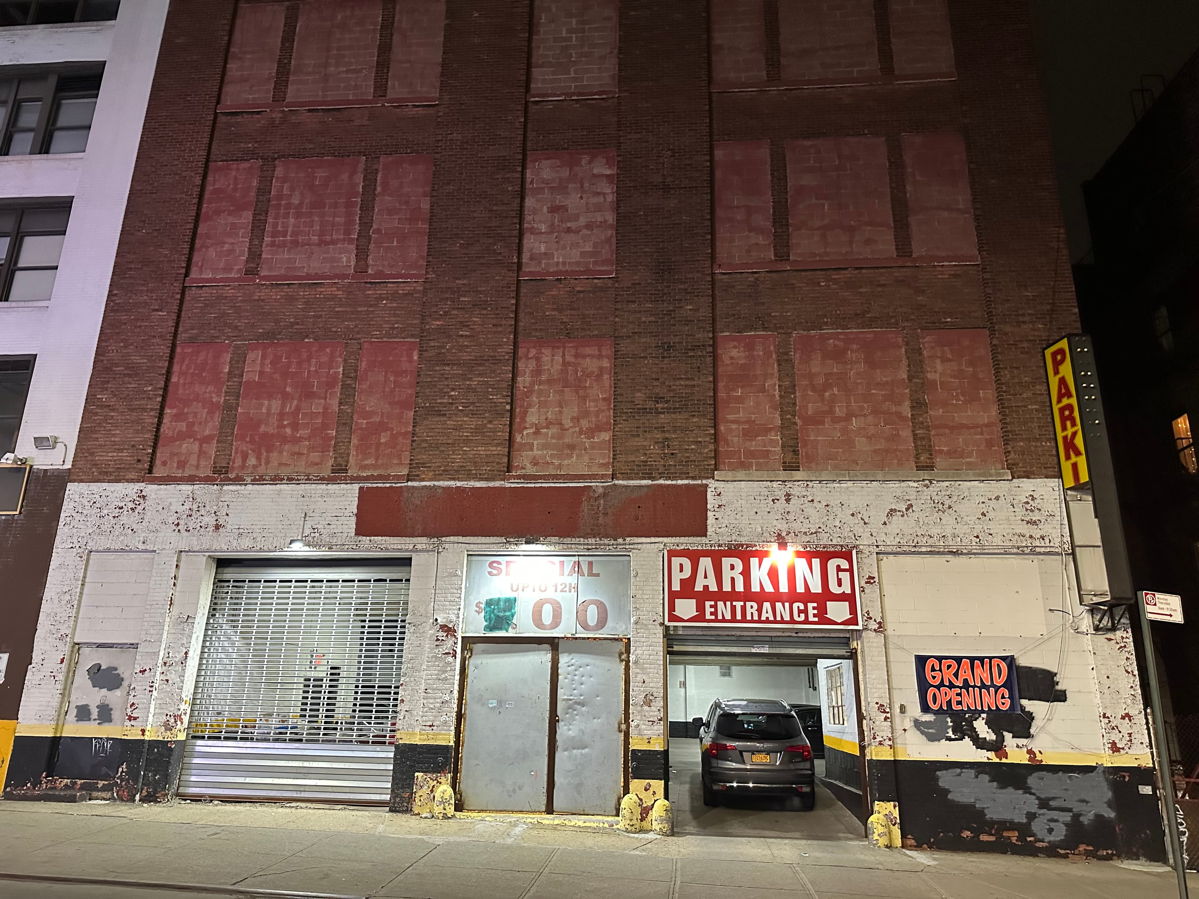 Fordham Manor Garage - Parking in Bronx, NY