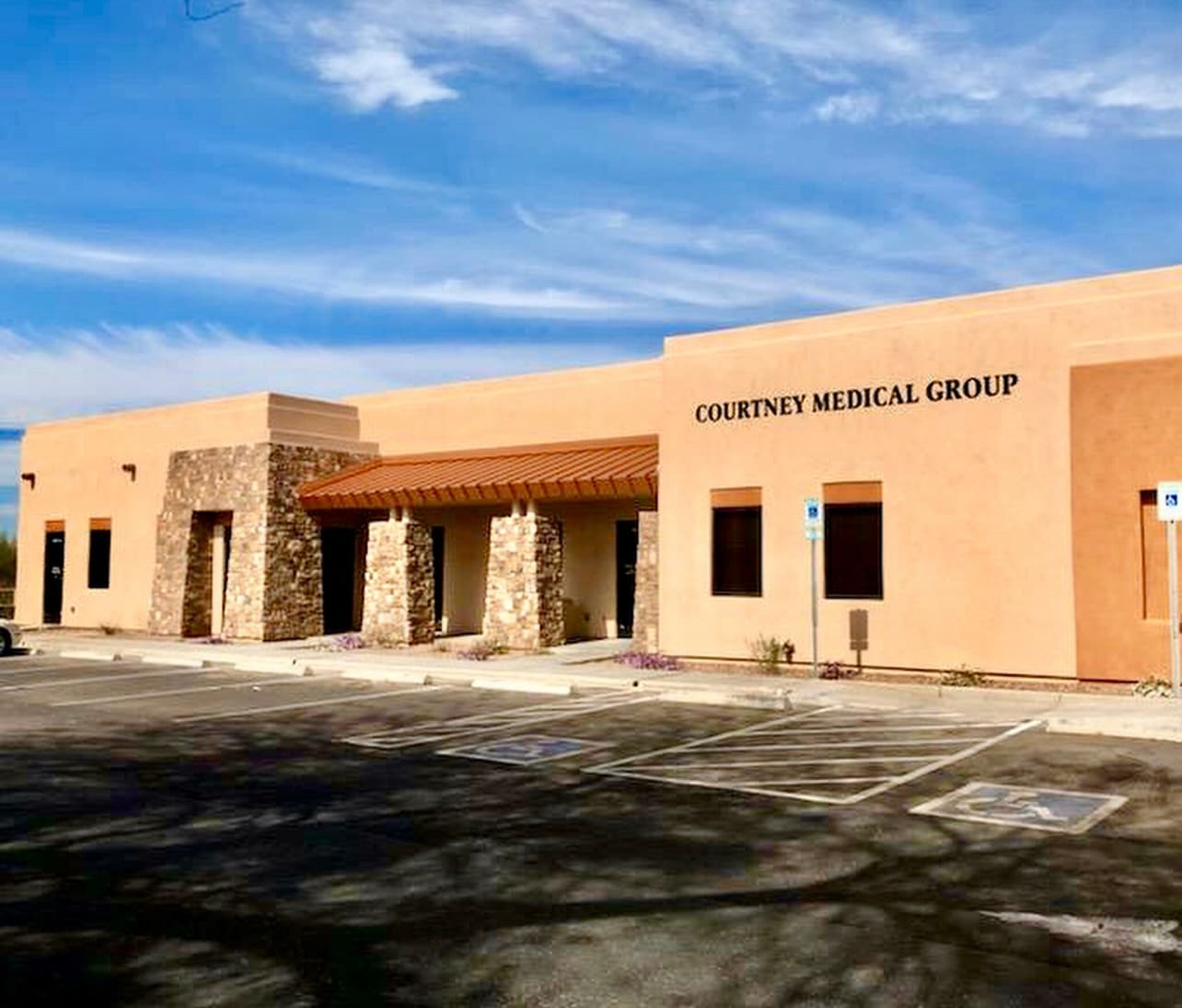 Courtney Medical Group: Susan Courtney MD - Doctor in Tucson, AZ