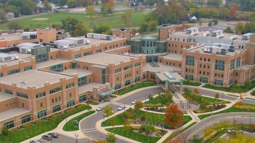 Lukasz Niec MD - Doctor in Kalamazoo, MI