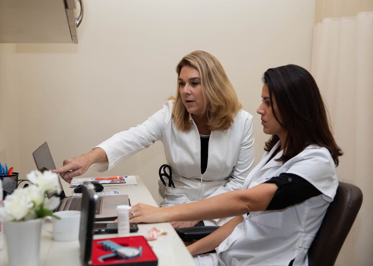Dr. Judi Woolger, MD - Doctor in Miami Beach, FL