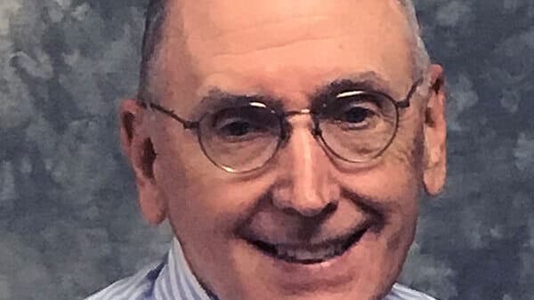 Kent Farnsworth, MD - IU Health Primary Care - Fort Wayne - Doctor in Fort Wayne, IN