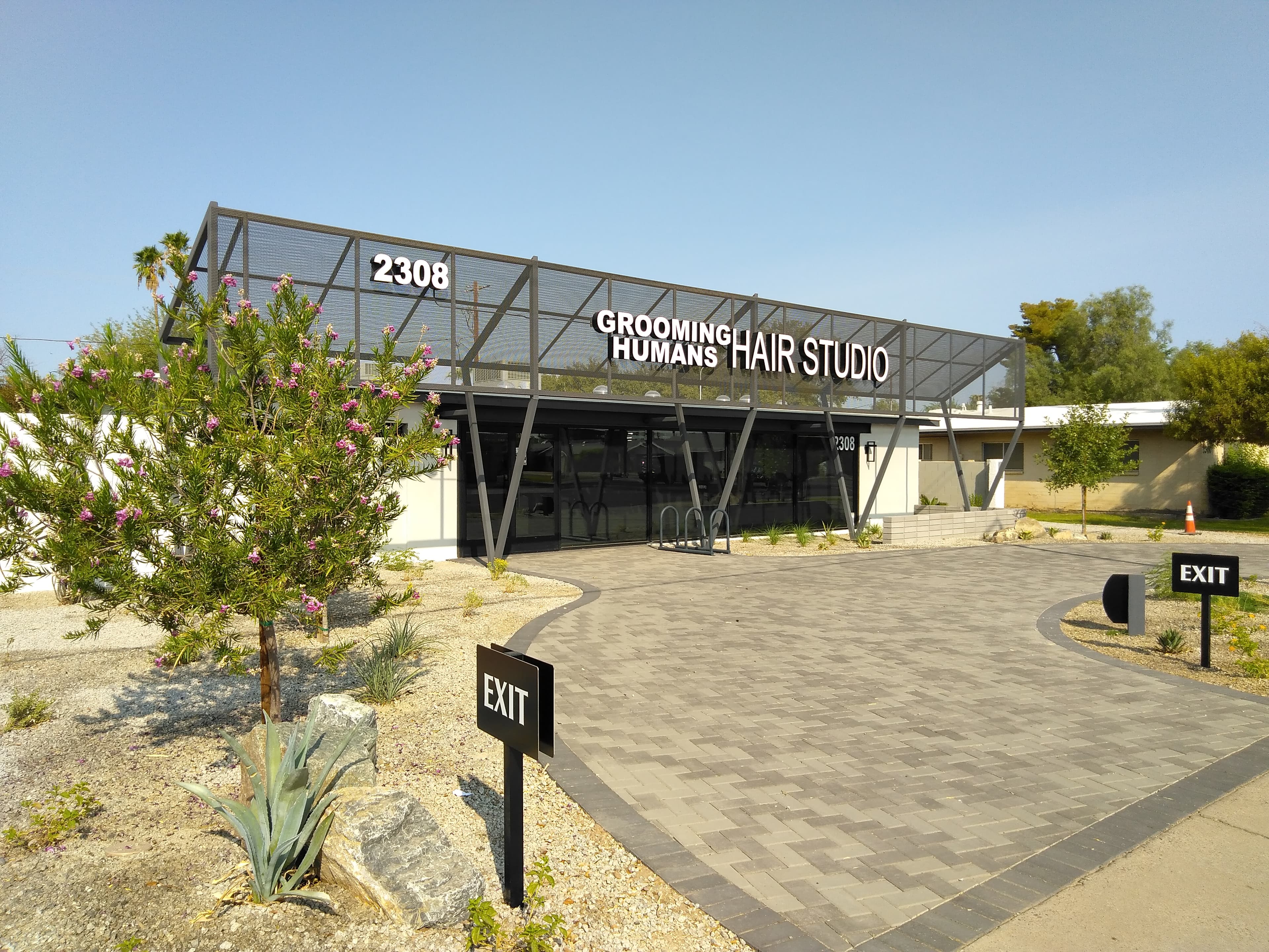 Grooming Humans Hair Studios - Pet groomer in Tempe, AZ