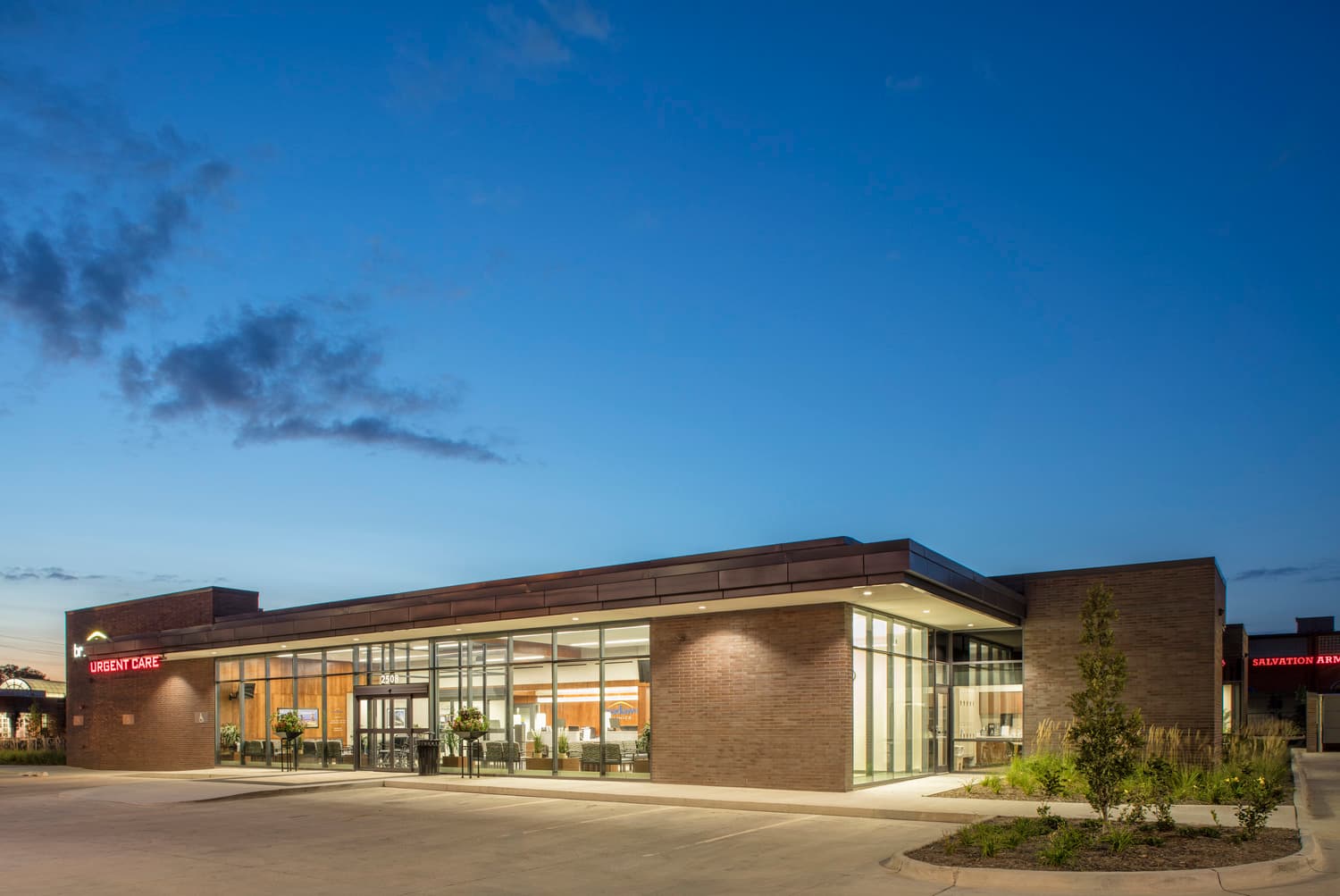 Broadlawns East University Clinic - Doctor in Des Moines, IA