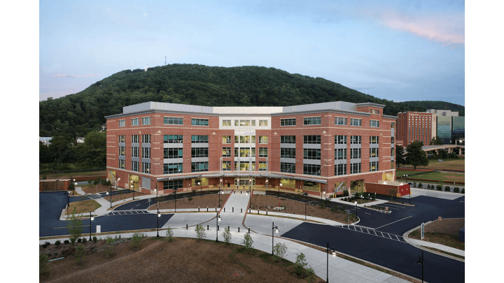 Carilion Clinic Internal Medicine - Doctor in Roanoke, VA