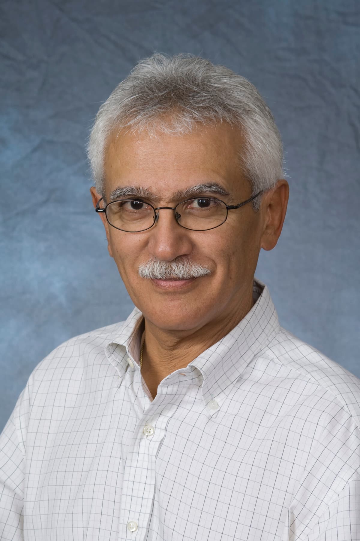 Francisco Pena, MD - Doctor in Scottsdale, AZ