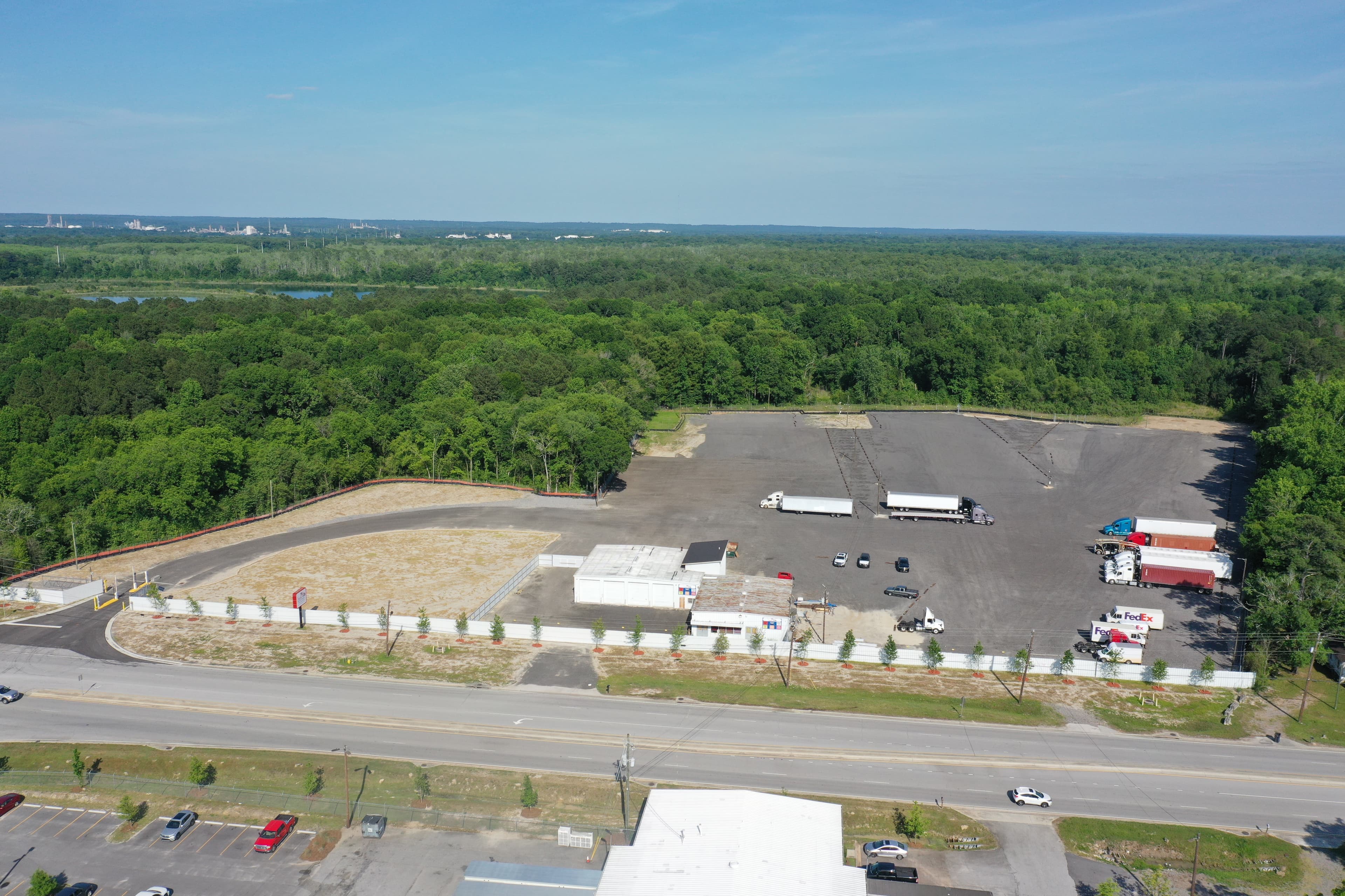 Tractor Trailer Parking in Augusta, GA - Parking in Augusta, GA