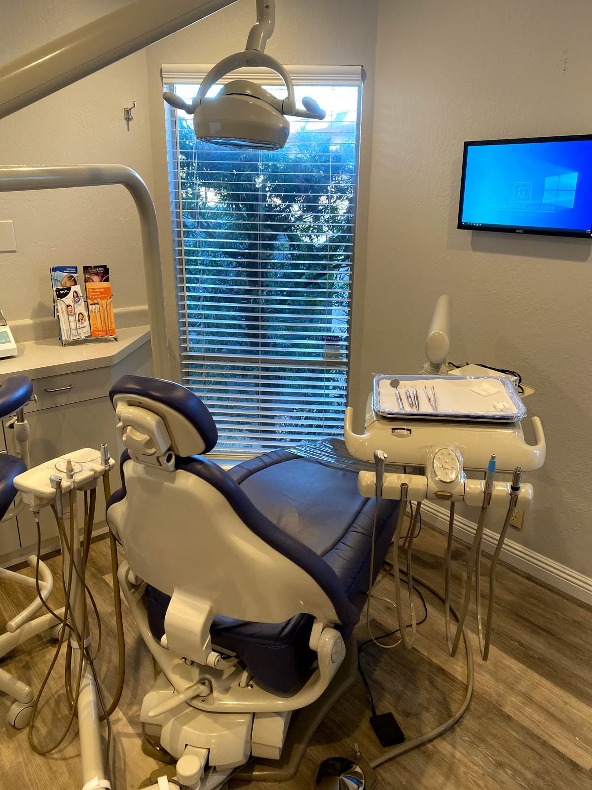 Melanie Gaglioti, DDS - Doctor in Concord, CA