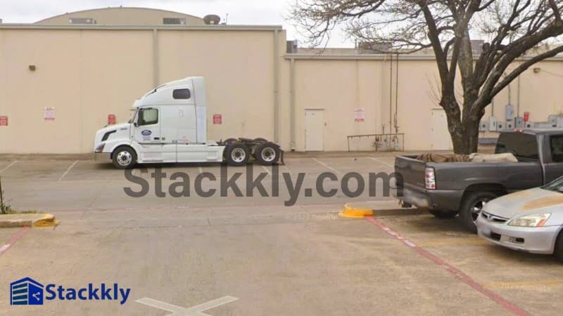 Stackkly - Truck Parking - Parking in Irving, TX