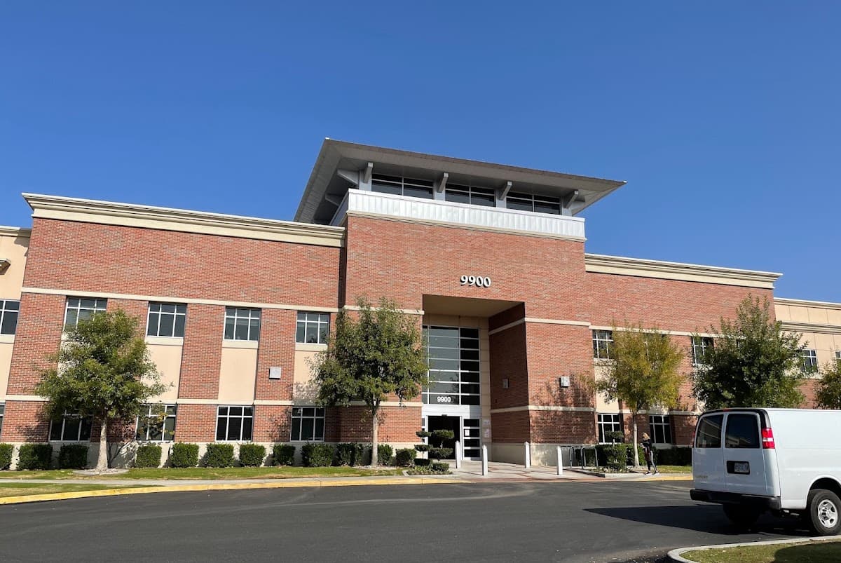 Primary Care: Adventist Health Physicians Network - Doctor in Bakersfield, CA