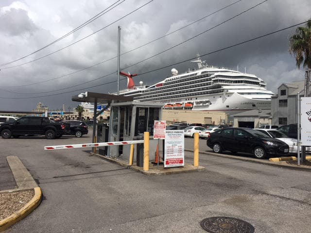 Metropolis - Parking in Galveston, TX