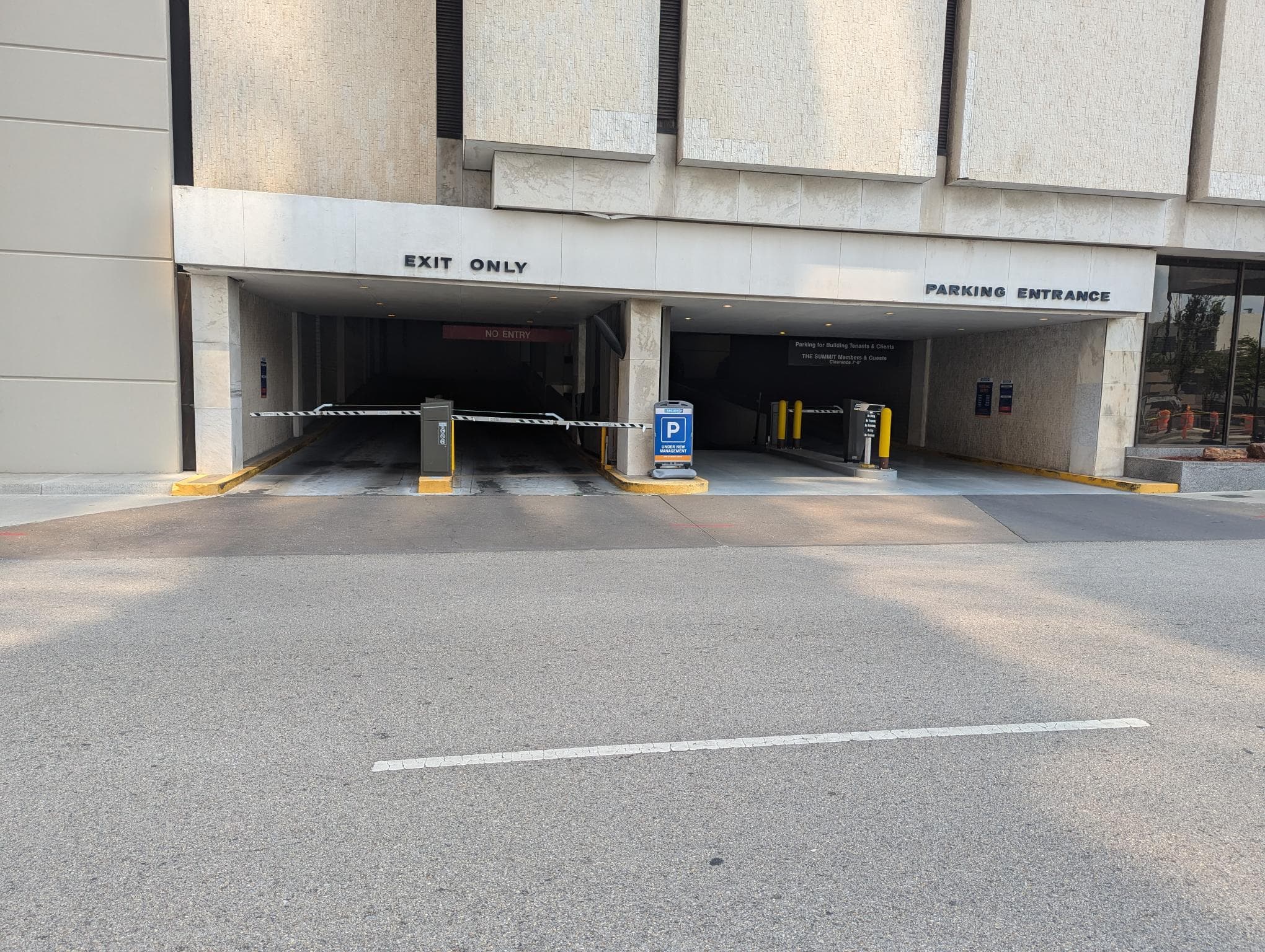513 S Boulder Garage, Tulsa | Secure Parking - Parking in Tulsa, OK