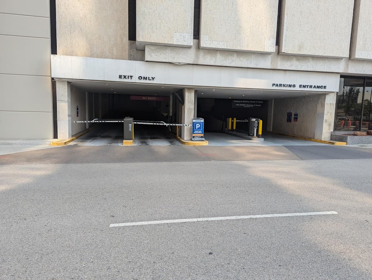 513 S Boulder Garage, Tulsa | Secure Parking - Parking in Tulsa, OK