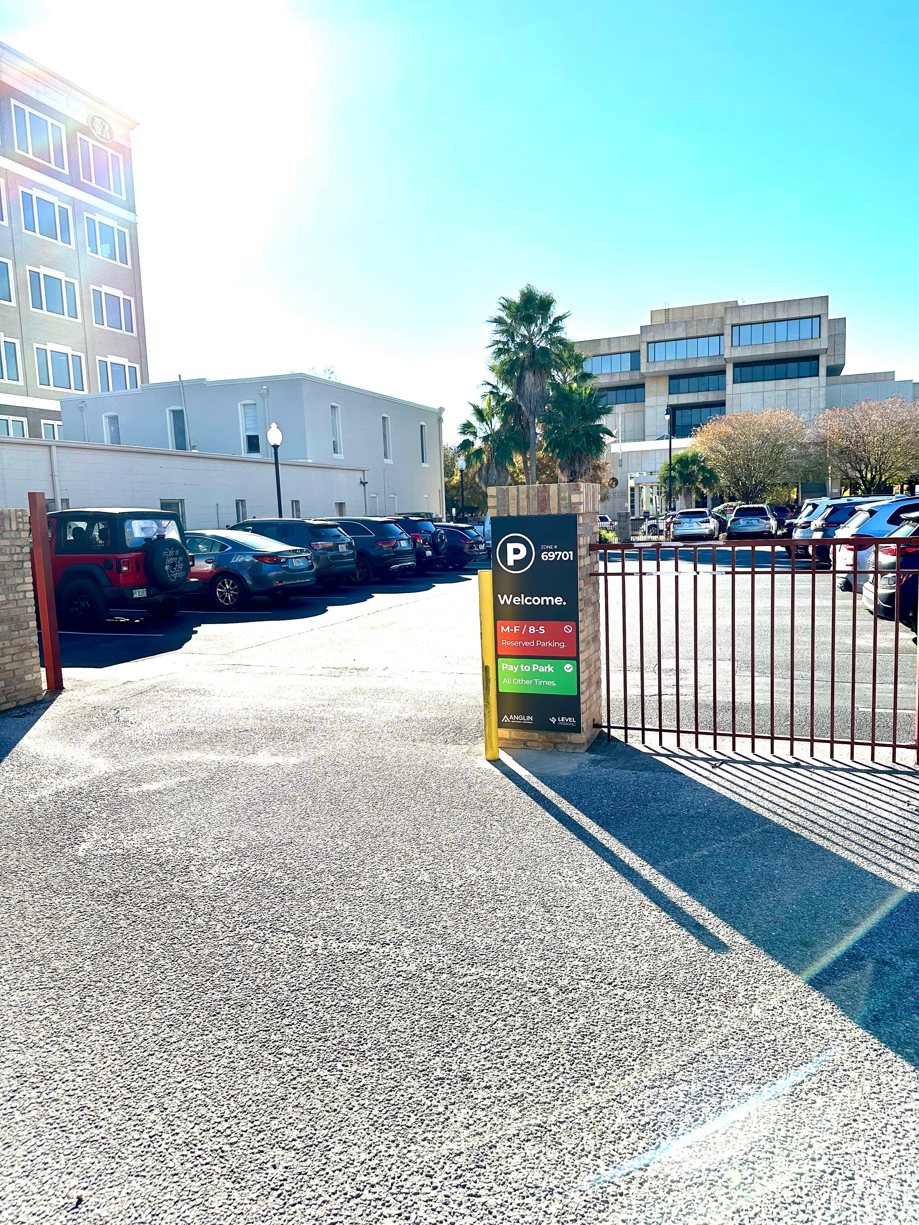 Level Parking #69701 - Parking in Pensacola, FL