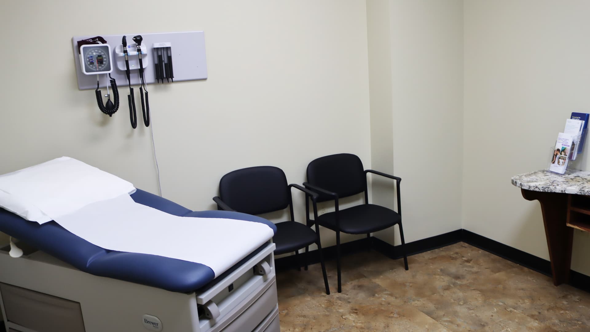 Crestwood Medical Group - Family Medicine - Doctor in Huntsville, AL