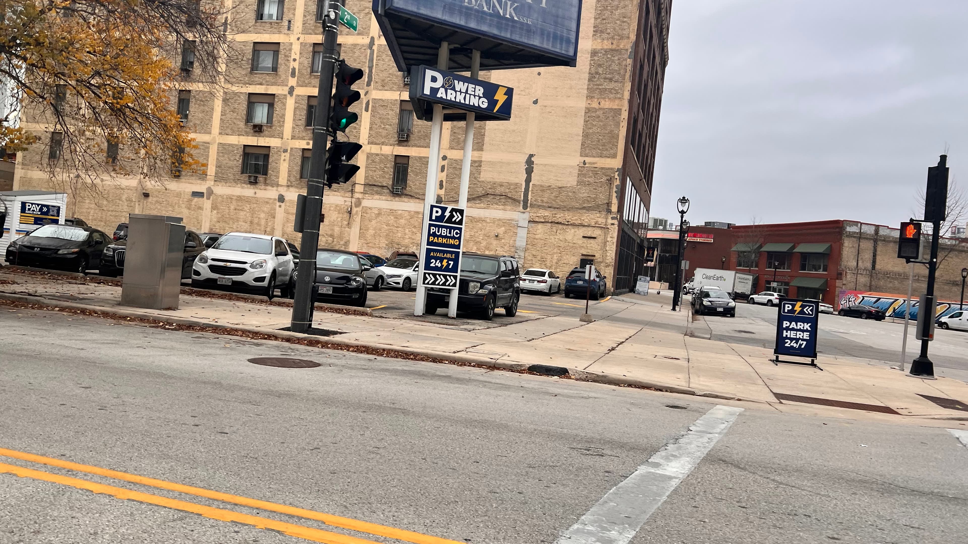 Bonnies Lots - Power Parking - Parking in Milwaukee, WI