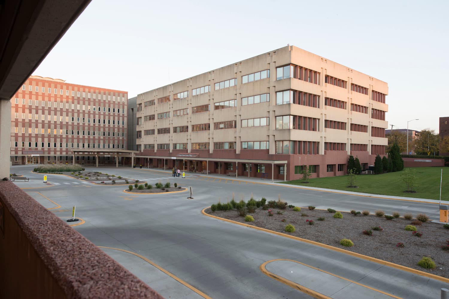 Saint Luke's Perryman Primary Care-Plaza - Doctor in Kansas City, MO